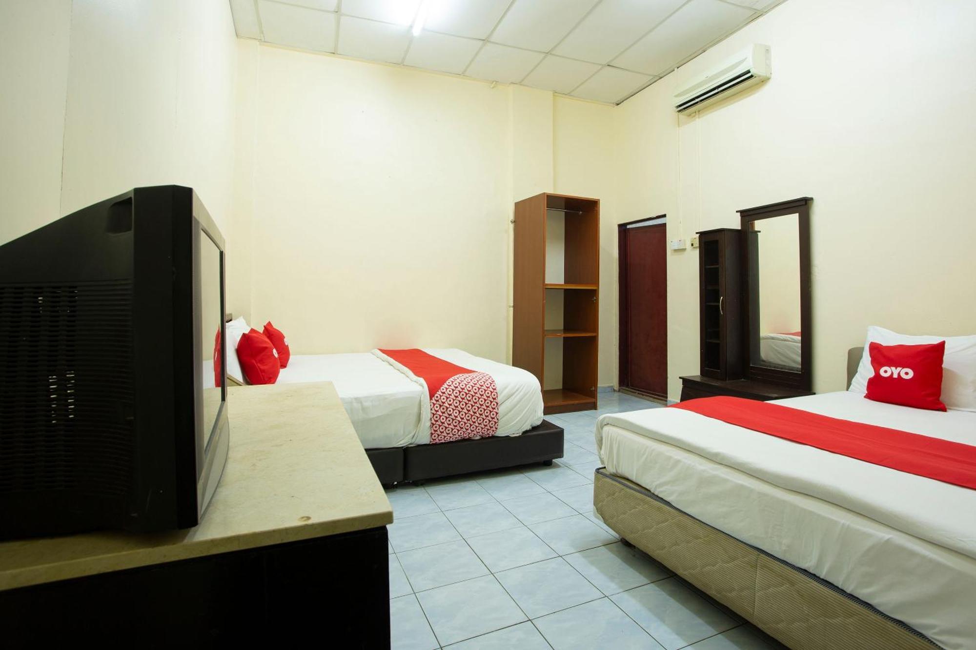 Spot On 90137 Casavilla Hotel Pudu Kuala Lumpur Exterior photo